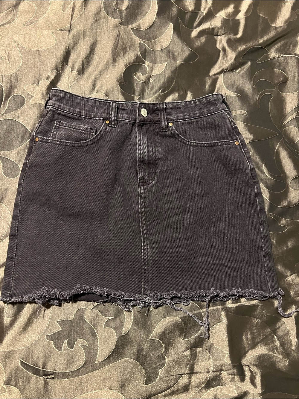 Pacsun Black Denim Mini Skirt Frayed Hem Distressed Women’s Size 27
